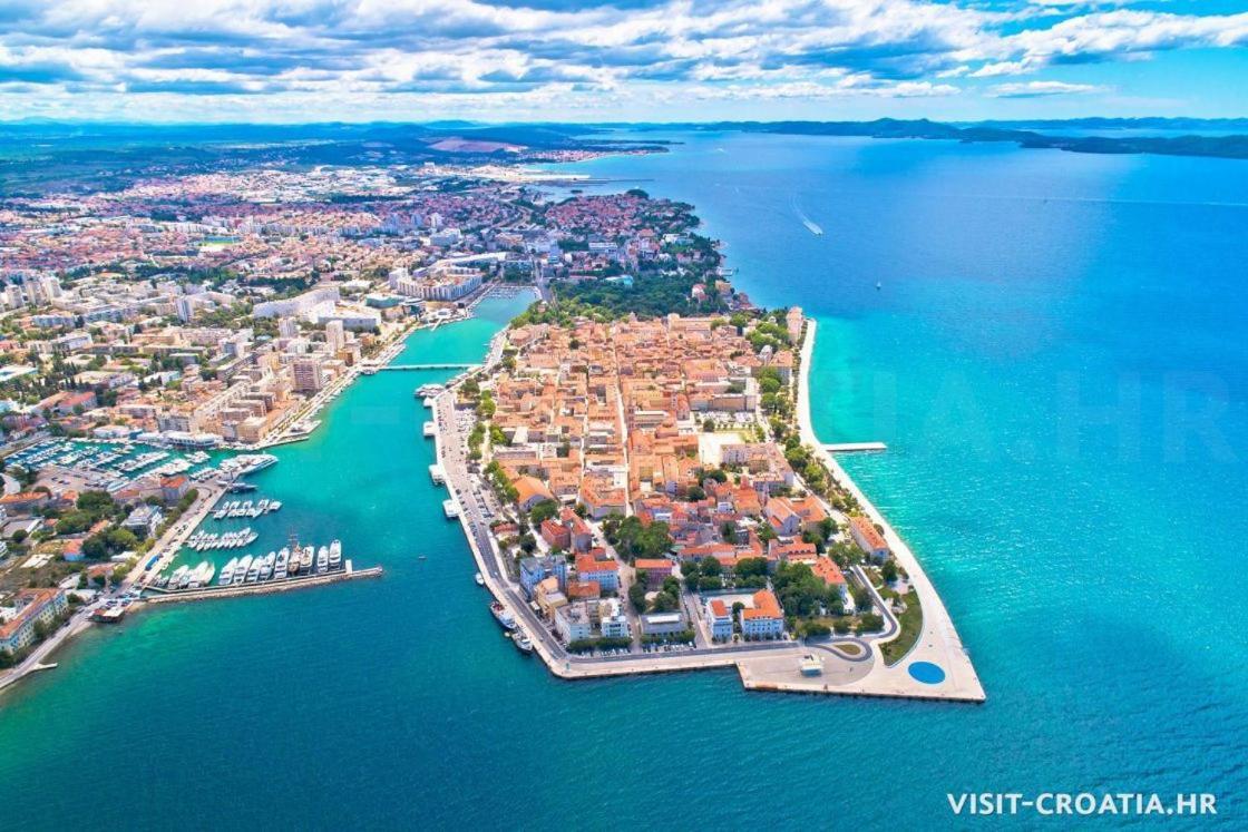Apartman Moon Zara Esterno foto
